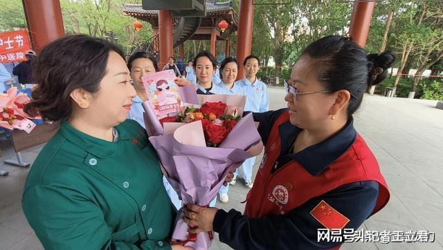 致敬白衣天使凝聚社会温情K8凯发登录沈阳爱心企业