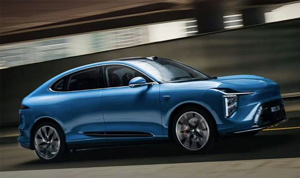 兴：用遥控追求极致速度；蔡浩宇AI游戏上架2719元｜极客早